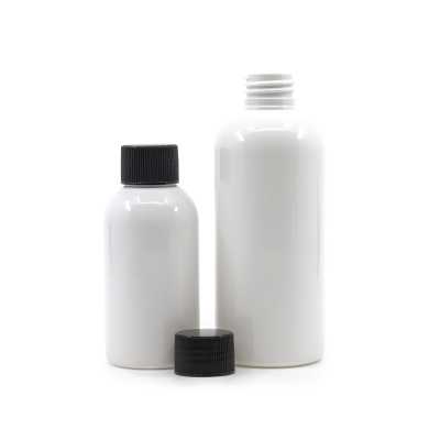 Plastová fľaša biela, 100 ml, čierny vrúbkovaný vrchnák