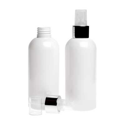Plastová fľaša biela, priehľadný rozprašovač, strieborná lesklá obruč, 200 ml